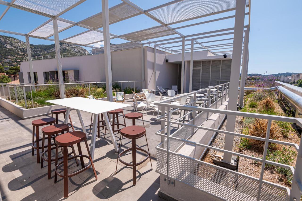 Hostel Le Hueb Toulon Exterior photo